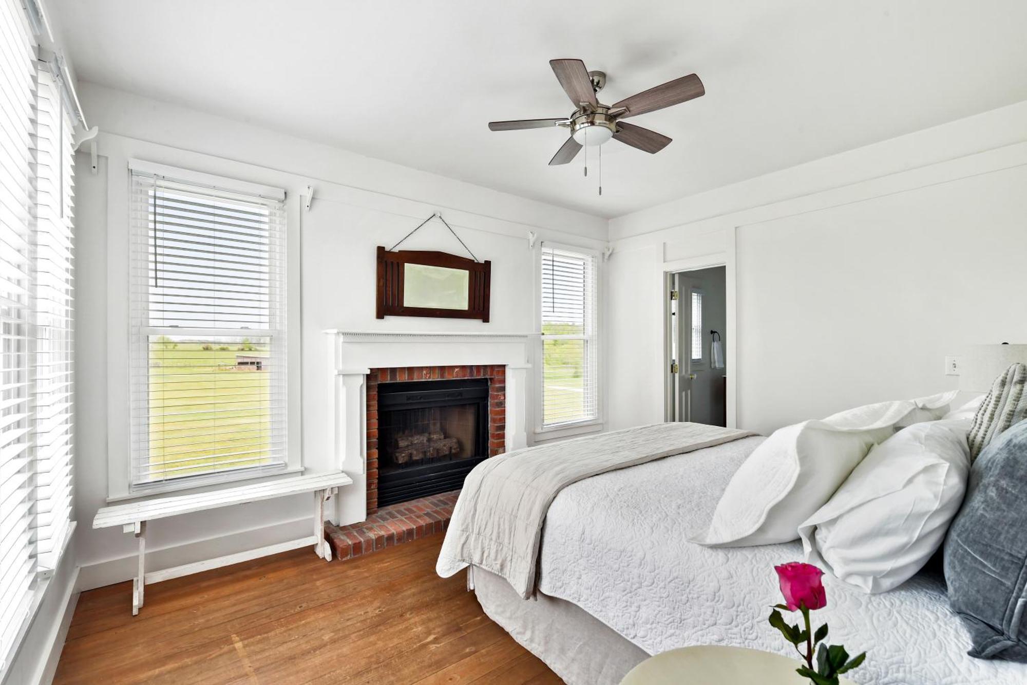 The Farmhouse Inn Buckhead Номер фото