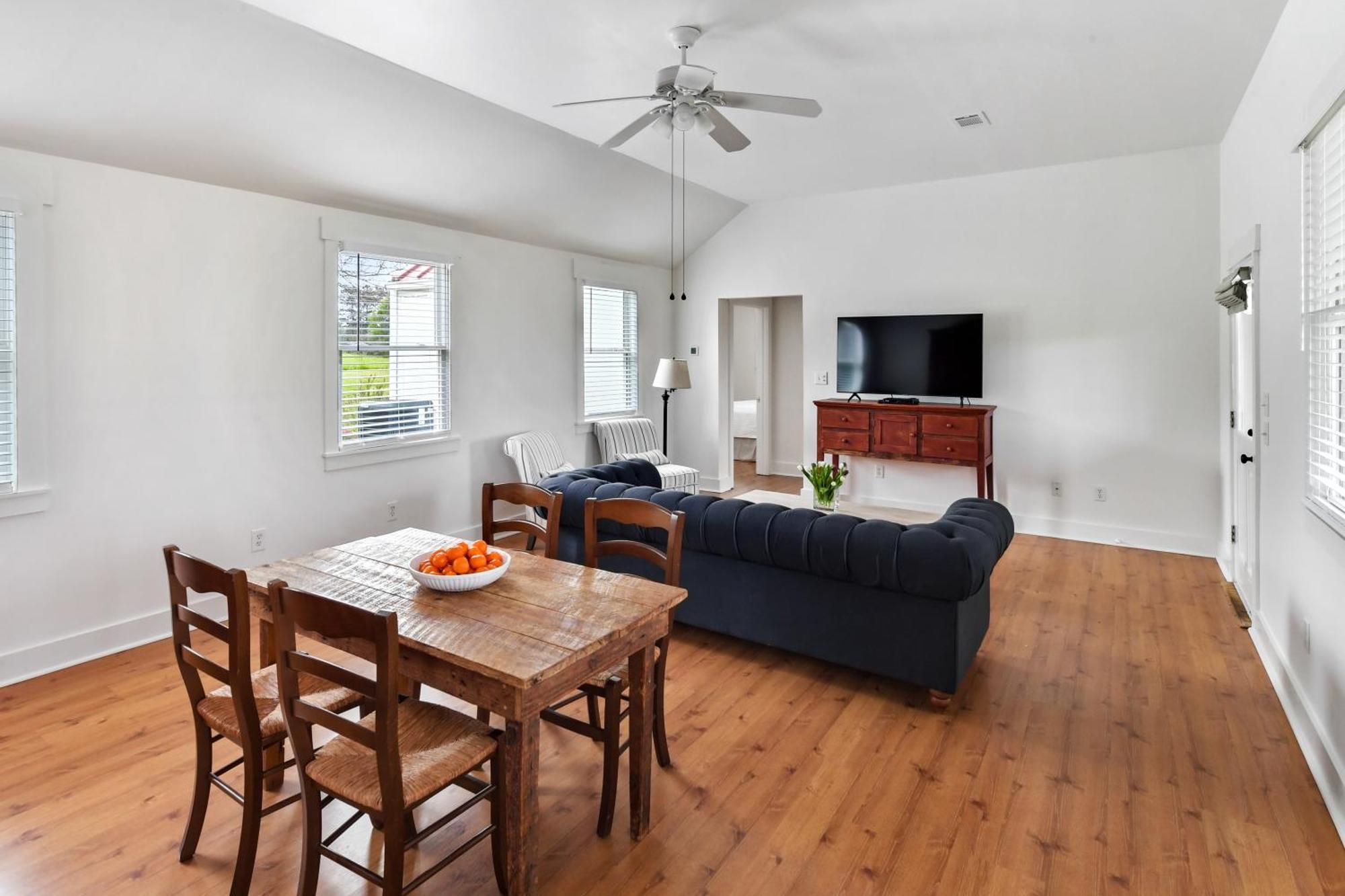 The Farmhouse Inn Buckhead Номер фото