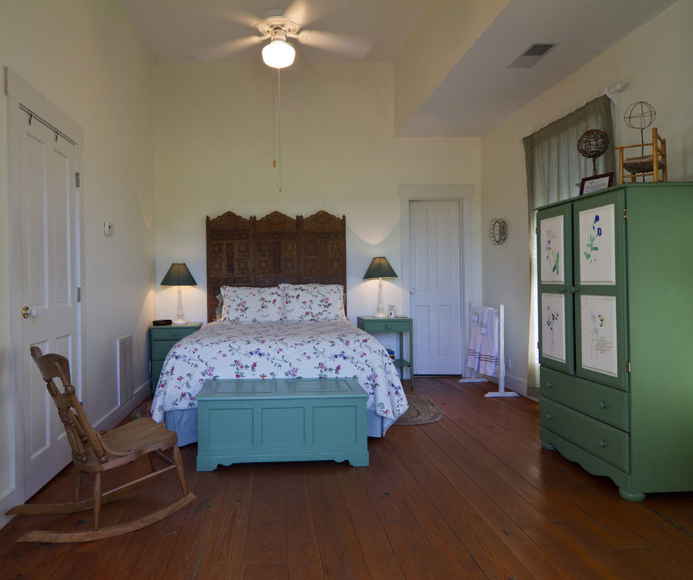 The Farmhouse Inn Buckhead Экстерьер фото